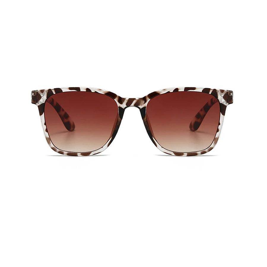 Ariah sunglasses with oversized leopard frame and UV400 protection