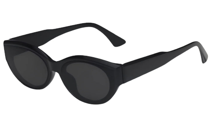 Black cat-eye sunglasses with UV protection and polarization for women, stylish and trendy design
