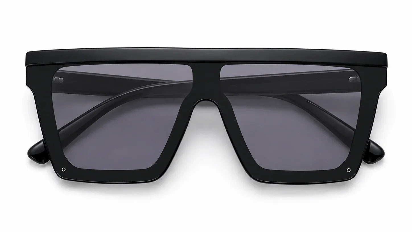 Stylish black oversized sunglasses with UV protection and polarization for women